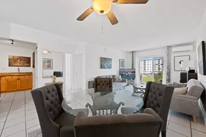 720 Orton Avenue #402, Fort Lauderdale, FL 33304 - Photo 7