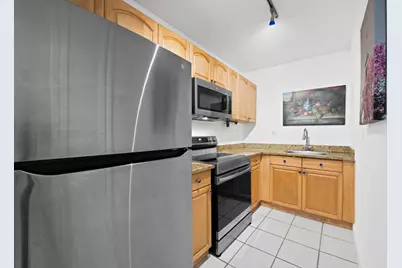 720 Orton Avenue #402, Fort Lauderdale, FL 33304 - Photo 3