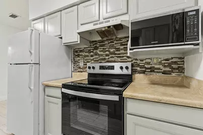 604 NE 14th Place, Fort Lauderdale, FL 33304 - Photo 19