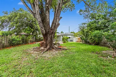 604 NE 14th Place, Fort Lauderdale, FL 33304 - Photo 47