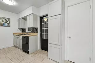 604 NE 14th Pl, Fort Lauderdale, FL 33304 - Photo 15