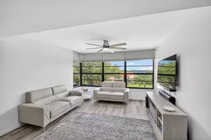 3516 Whitehall Dr, West Palm Beach, FL 33401 - Photo 19