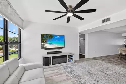 3516 Whitehall Drive #301, West Palm Beach, FL 33401 - Photo 17