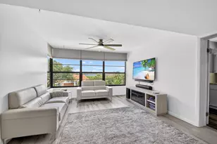 3516 Whitehall Dr, West Palm Beach, FL 33401 - Photo 13