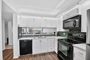 3516 Whitehall Dr, West Palm Beach, FL 33401 - Photo 27
