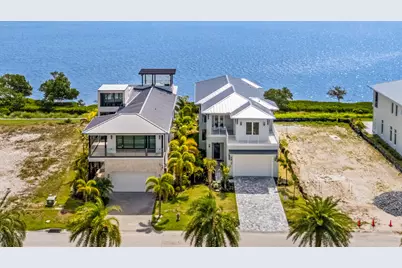 4842 S Harbor Drive, Vero Beach, FL 32967 - Photo 1