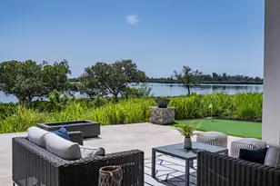 4842 S Harbor Dr, Vero Beach, FL 32967 - Photo 21