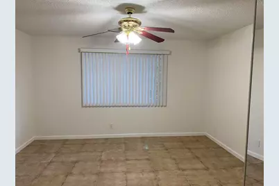 925 Imperial Lake Road, West Palm Beach, FL 33413 - Photo 5