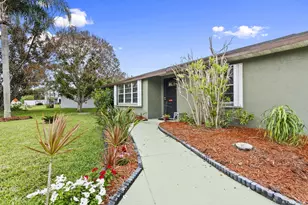 766 SW Byron St, Port Saint Lucie, FL 34983 - Photo 3