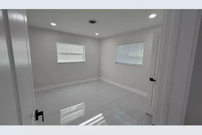 2521 NE 45th Street, Lighthouse Point, FL 33064 - Photo 15