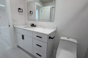 2521 NE 45th St, Lighthouse Point, FL 33064 - Photo 19