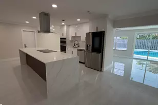 2521 NE 45th St, Lighthouse Point, FL 33064 - Photo 9
