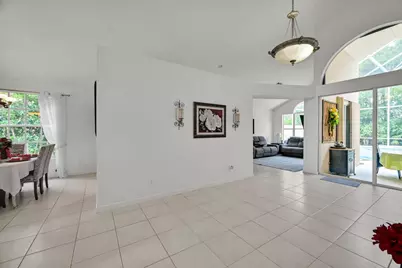 657 SW Munjack Cove, Port Saint Lucie, FL 34986 - Photo 5