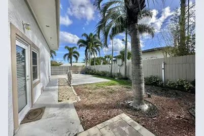 698 Forsyth Street #2, Boca Raton, FL 33487 - Photo 7