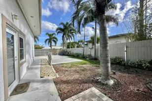 698 Forsyth St, Boca Raton, FL 33487 - Photo 7