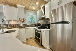 698 Forsyth St, Boca Raton, FL 33487 - Photo 13