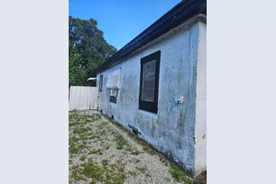 516 N 21st Street, Fort Pierce, FL 34950 - Photo 5