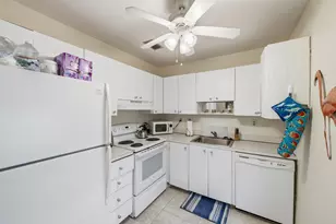 330 Piedmont, Delray Beach, FL 33484 - Photo 9