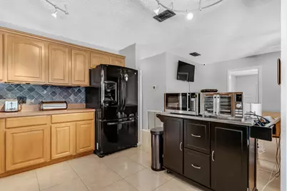 10875 NW 40th Street, Coral Springs, FL 33065 - Photo 17