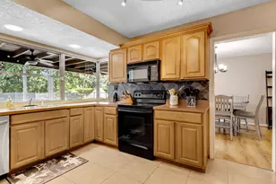 10875 NW 40th St, Coral Springs, FL 33065 - Photo 19