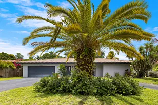 10875 NW 40th St, Coral Springs, FL 33065 - Photo 3