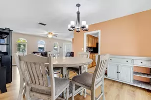 10875 NW 40th St, Coral Springs, FL 33065 - Photo 13