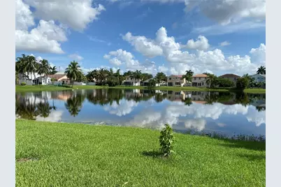 19199 NW 19th Street, Pembroke Pines, FL 33029 - Photo 5