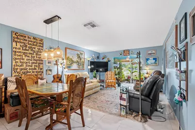 2017 SW Golf Lane #113, Boynton Beach, FL 33426 - Photo 5