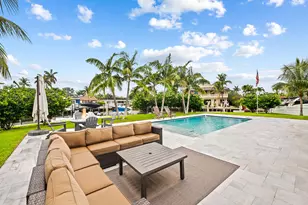 2421 NE 50th St, Lighthouse Point, FL 33064 - Photo 3