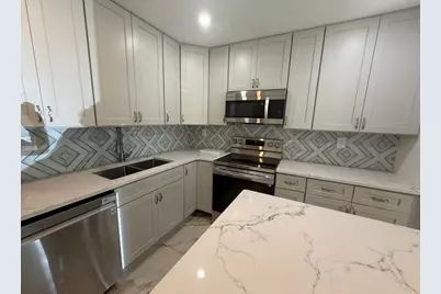 2122 NE 1st Street, Boynton Beach, FL 33435 - Photo 11