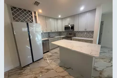 2122 NE 1st Street, Boynton Beach, FL 33435 - Photo 13