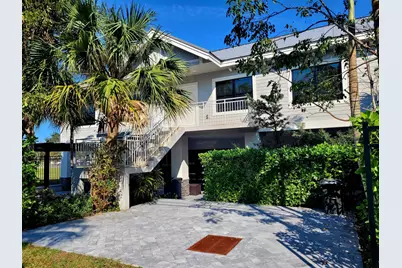 11810 SE Dixie Highway #Apt 1, Hobe Sound, FL 33455 - Photo 13
