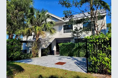11810 SE Dixie Highway #Apt 1, Hobe Sound, FL 33455 - Photo 1