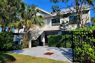 11810 SE Dixie Hwy, Hobe Sound, FL 33455 - Photo 1