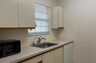 660 Cypress Club Way, Deerfield Beach, FL 33064 - Photo 5