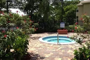 751 Cypress Ln, Deerfield Beach, FL 33064 - Photo 9