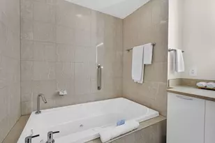 505 N Fort Lauderdale Beach Blvd, Fort Lauderdale, FL 33304 - Photo 17