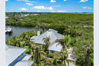 2165 SE 7th Ave Avenue SE, Vero Beach, FL 32962 - Photo 3