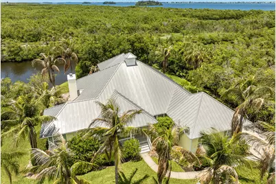 2165 SE 7th Ave Avenue SE, Vero Beach, FL 32962 - Photo 5