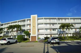 4029 Newport, Deerfield Beach, FL 33442 - Photo 1