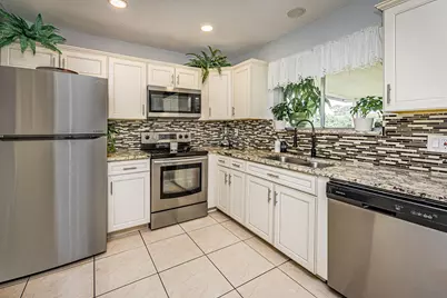 447 Foresta Terrace, West Palm Beach, FL 33415 - Photo 7