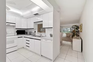 2302 Lucaya Ln, Coconut Creek, FL 33066 - Photo 7
