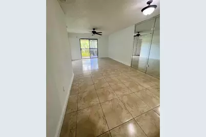 6061 Shaker Wood Circle #201, Tamarac, FL 33319 - Photo 7