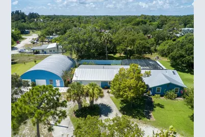 725 4th Avenue SW, Vero Beach, FL 32962 - Photo 1