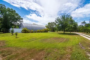 725 4th Ave SW, Vero Beach, FL 32962 - Photo 15