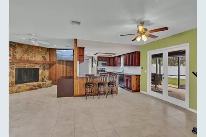 725 SW 4th Ave Avenue SW, Vero Beach, FL 32962 - Photo 17