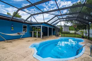 725 4th Ave SW, Vero Beach, FL 32962 - Photo 11
