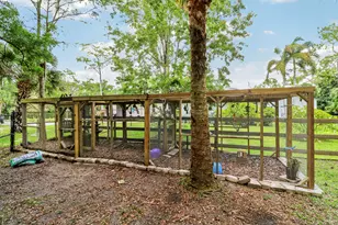 8352 N 154th Ct Road N, Palm Beach Gardens, FL 33418 - Photo 11