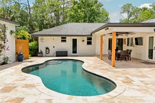 8352 N 154th Ct Road N, Palm Beach Gardens, FL 33418 - Photo 5