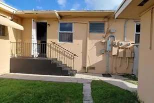 5749-5753 Grant St, Hollywood, FL 33021 - Photo 15
